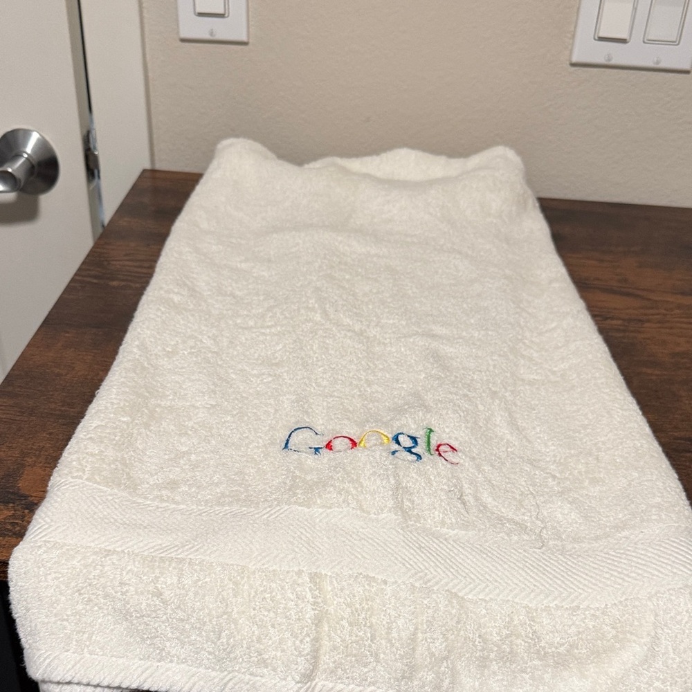 Google Embroidered White Bath Towel